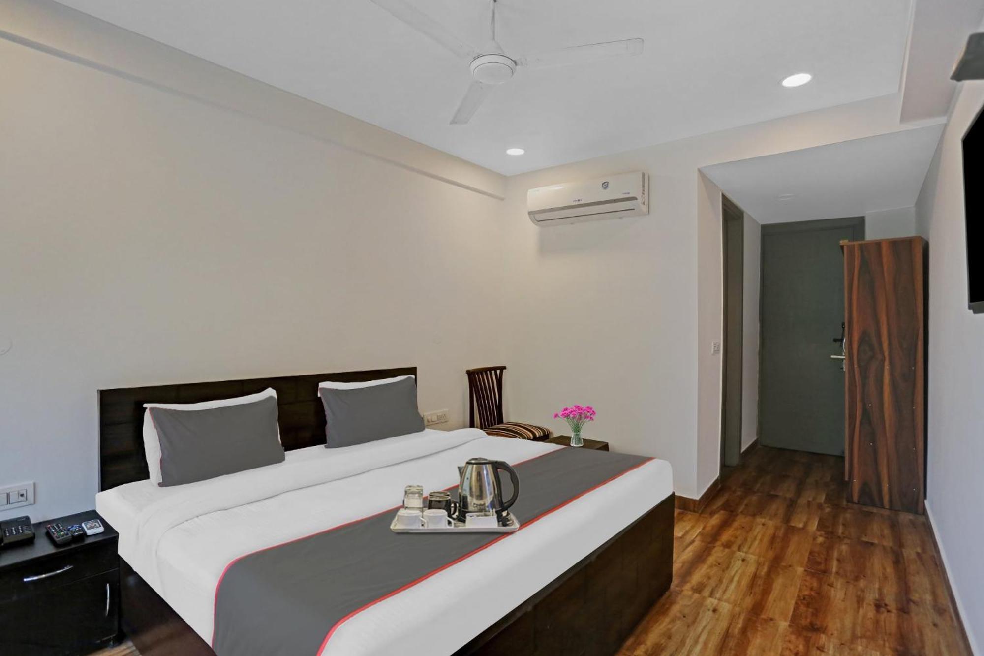 Hotel O The Grand Palm Gurgaon Dış mekan fotoğraf