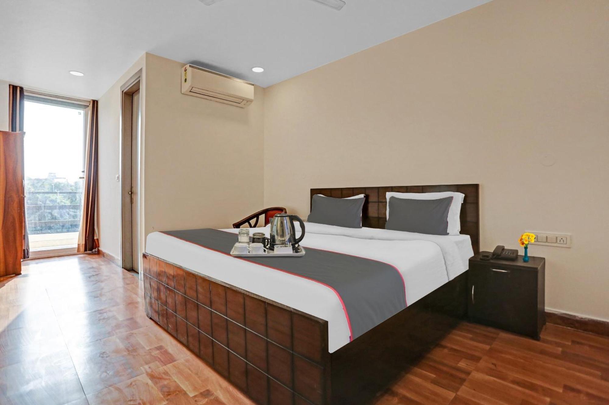 Hotel O The Grand Palm Gurgaon Dış mekan fotoğraf